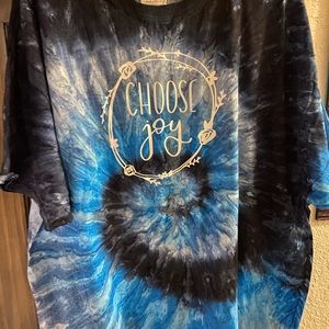 Tee tie dyed